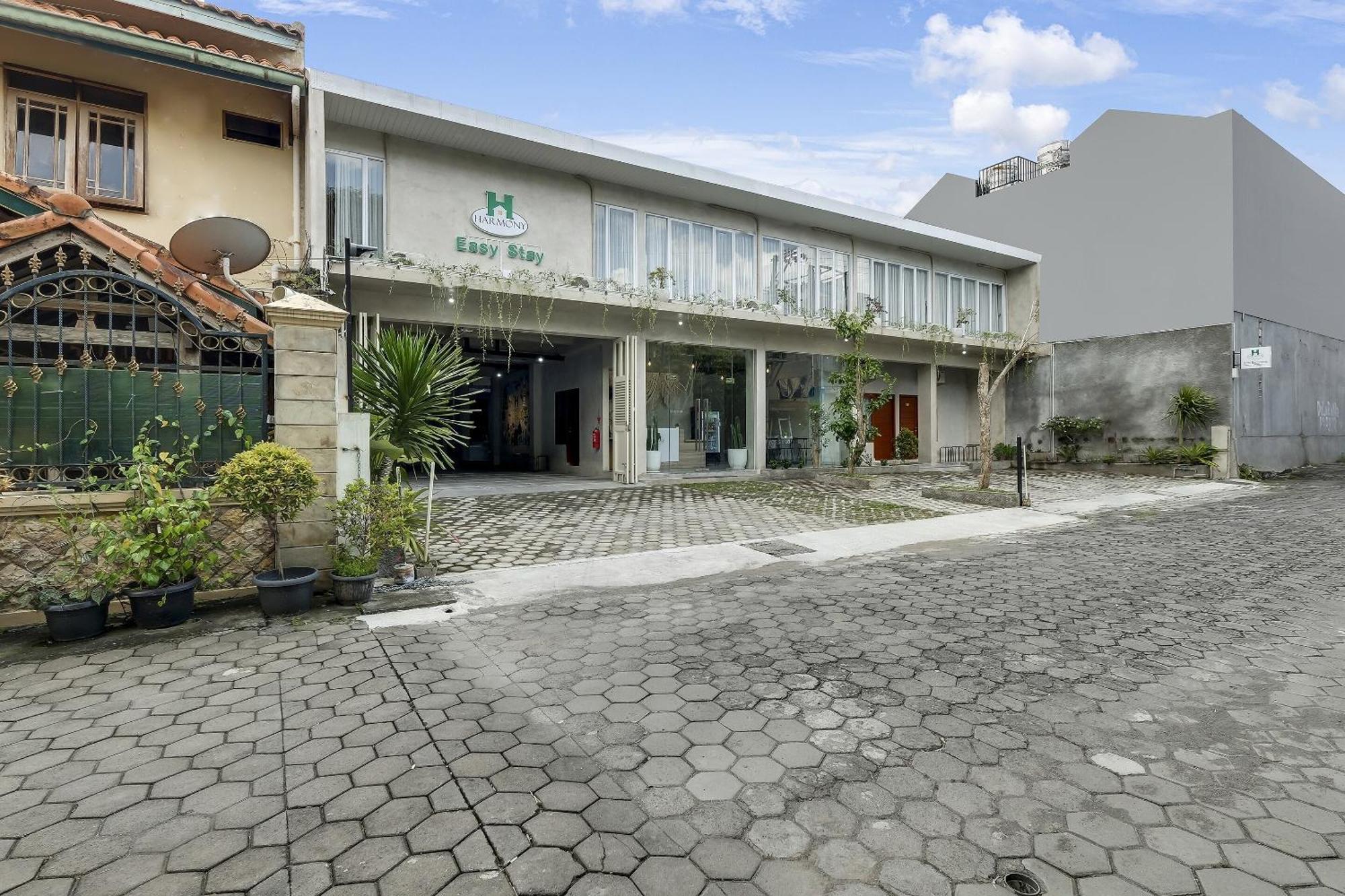 Super Oyo Capital O 90983 Harmony Easy Stay Maguwo Exteriér fotografie